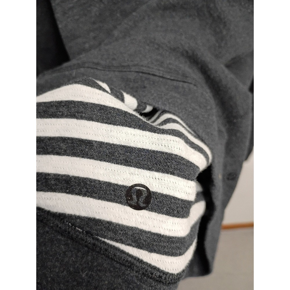 Lululemon In a Cinch Reversible Cowl Pullover Grey Striped Thumb Sweatshirt M/L - Picture 7 of 11
